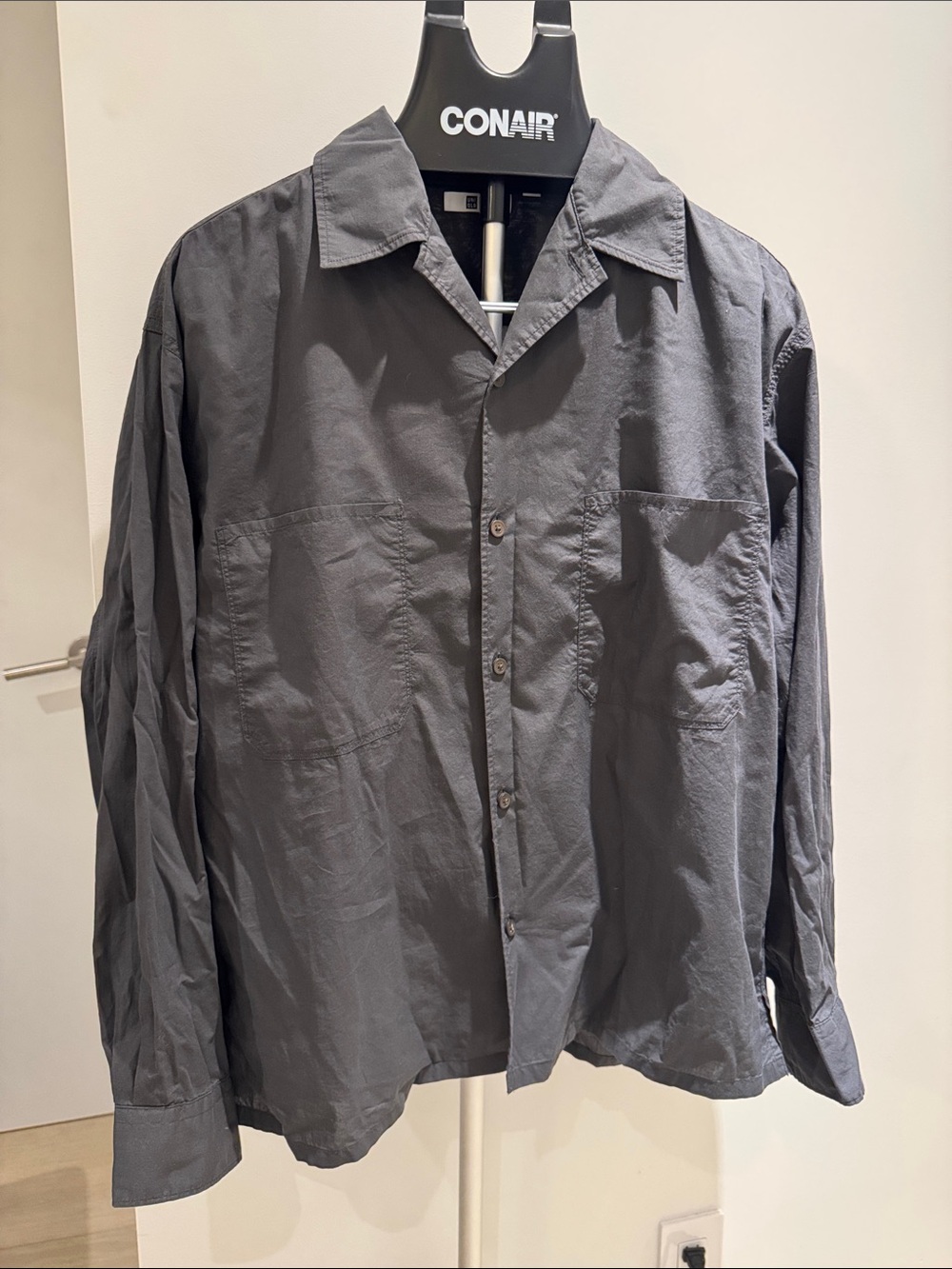 Uniqlo U Men's Gray Button-Front Shirt